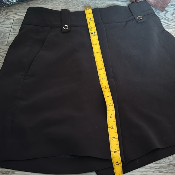 Black high waisted shorts - Picture 5 of 9